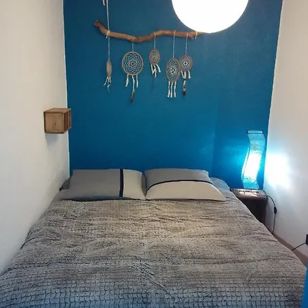 La Maisonnette Des Louves - Rural Avec Jardin